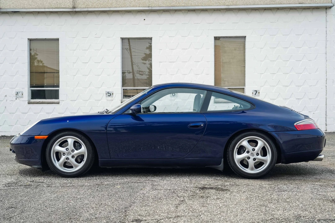 2001 Porsche 996 Carrera - Image 3 of 31