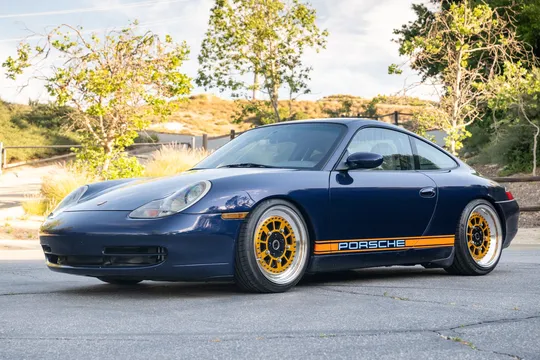 2001 Porsche 911 Carrera Coupe