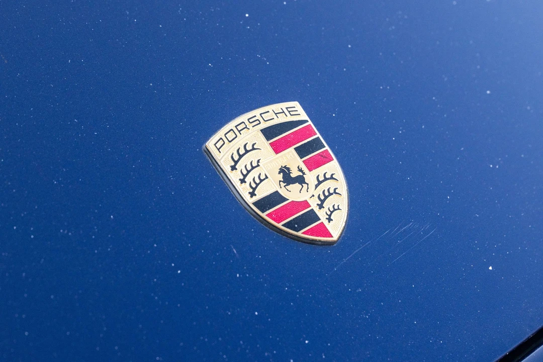 2001 Porsche 996 Carrera - Image 19 of 31