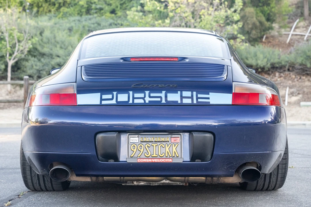 2001 Porsche 996 Carrera - Image 7 of 31