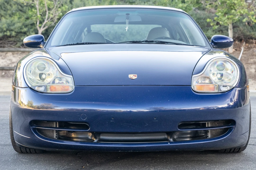 2001 Porsche 996 Carrera - Image 3 of 31