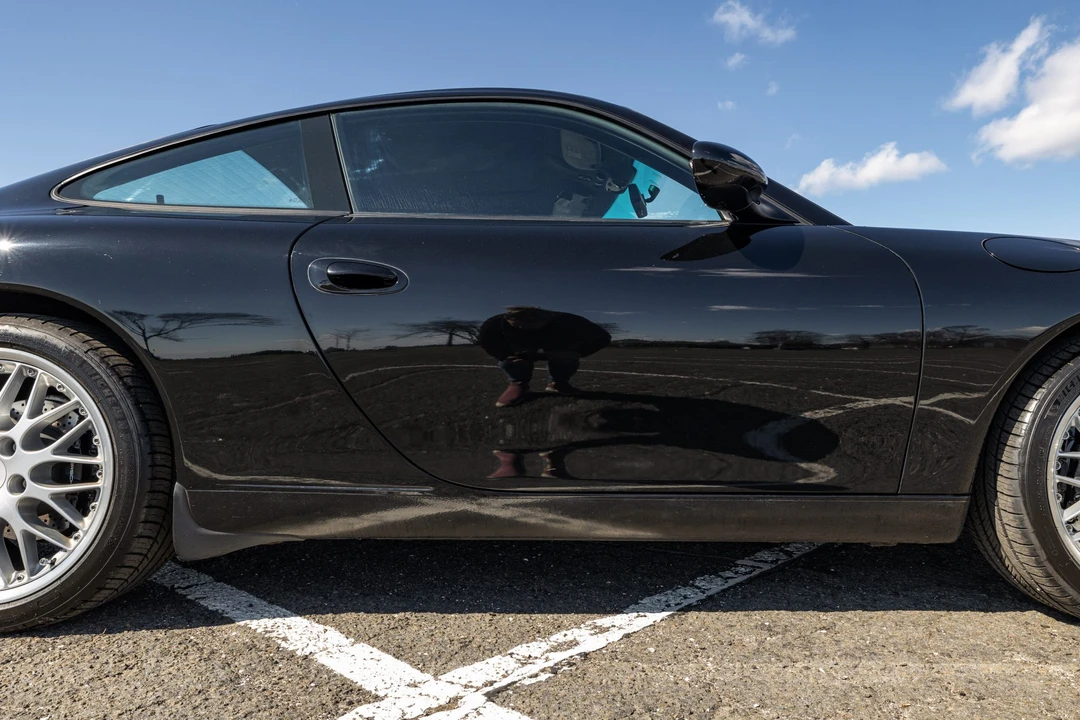 2001 Porsche 996 Carrera - Image 25 of 31