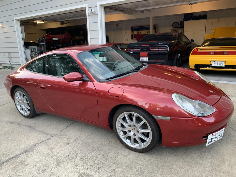 2001 Porsche 996 Carrera - Image 12 of 31