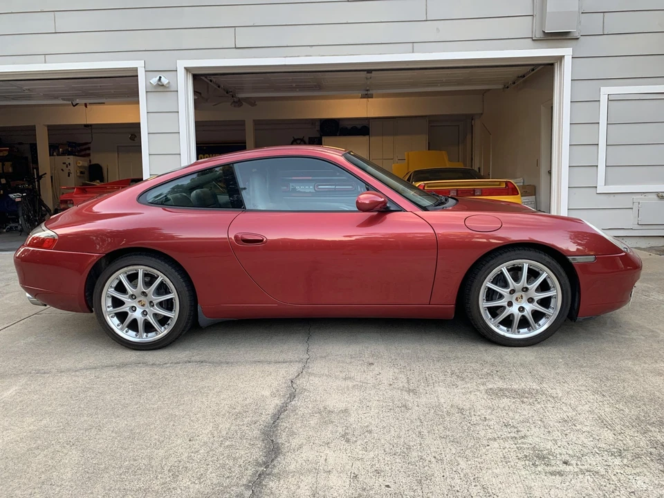 2001 Porsche 996 Carrera - Image 14 of 31