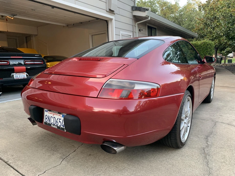 2001 Porsche 996 Carrera - Image 15 of 31