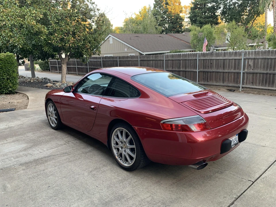2001 Porsche 996 Carrera - Image 25 of 31
