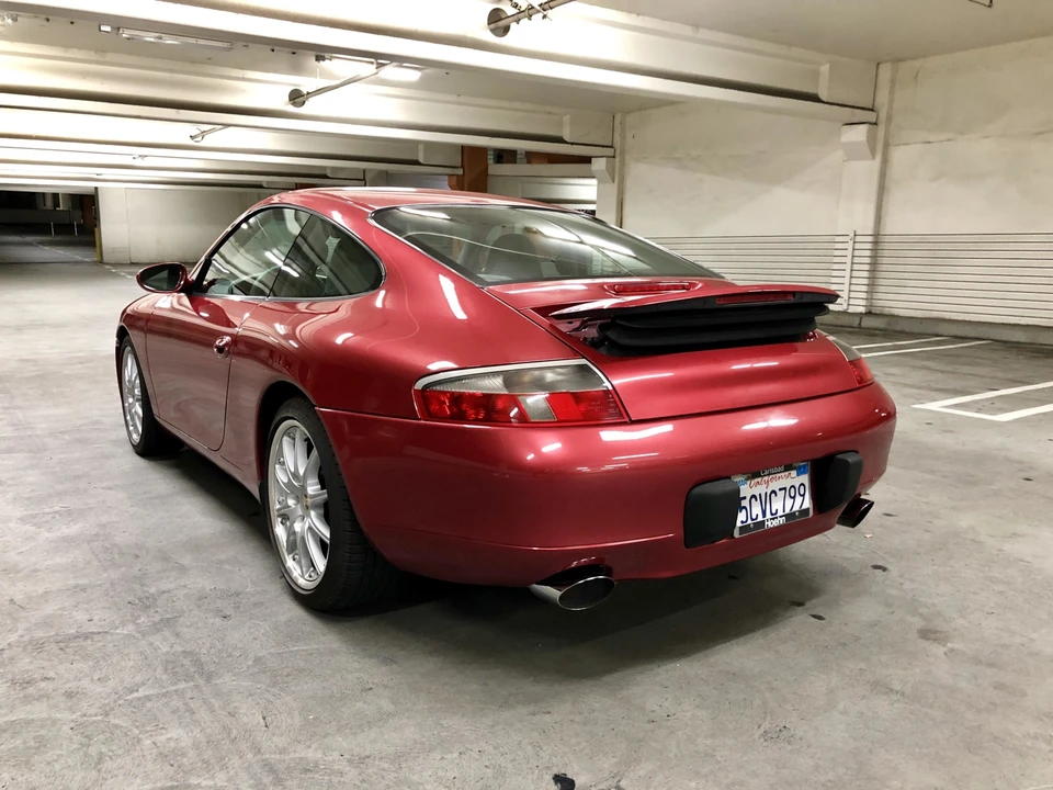 2001 Porsche 996 Carrera - Image 12 of 31