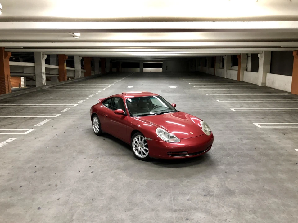 2001 Porsche 996 Carrera - Image 4 of 31
