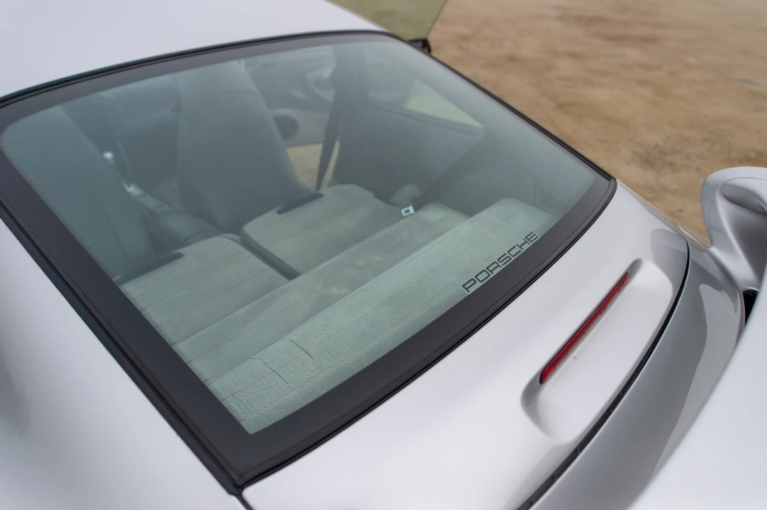 2001 Porsche 996 Carrera - Image 13 of 31