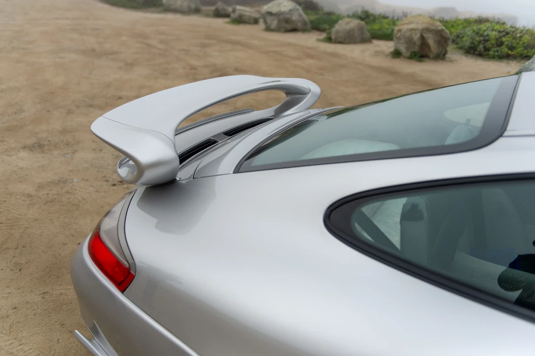2001 Porsche 996 Carrera - Image 21 of 31