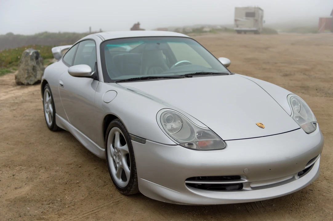 2001 Porsche 996 Carrera - Image 9 of 31