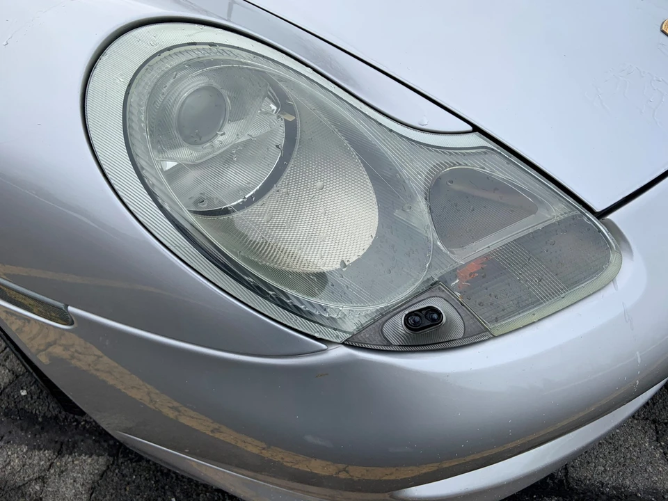2001 Porsche 996 Carrera - Image 23 of 31