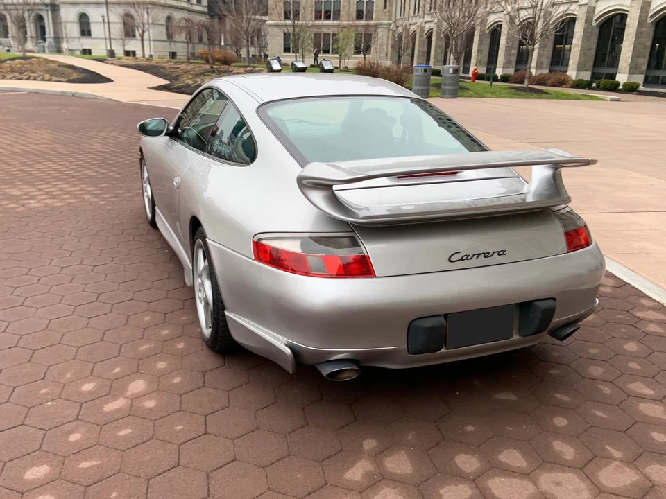 2001 Porsche 996 Carrera - Image 6 of 31