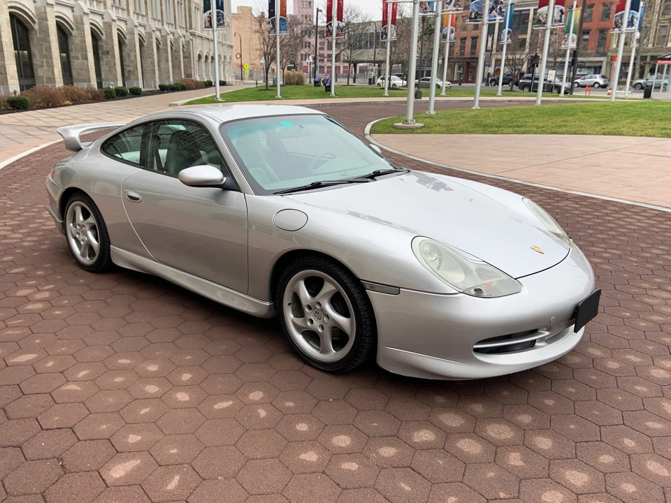 2001 Porsche 996 Carrera - Image 13 of 31