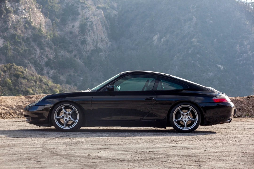 2001 Porsche 996 Carrera - Image 3 of 31