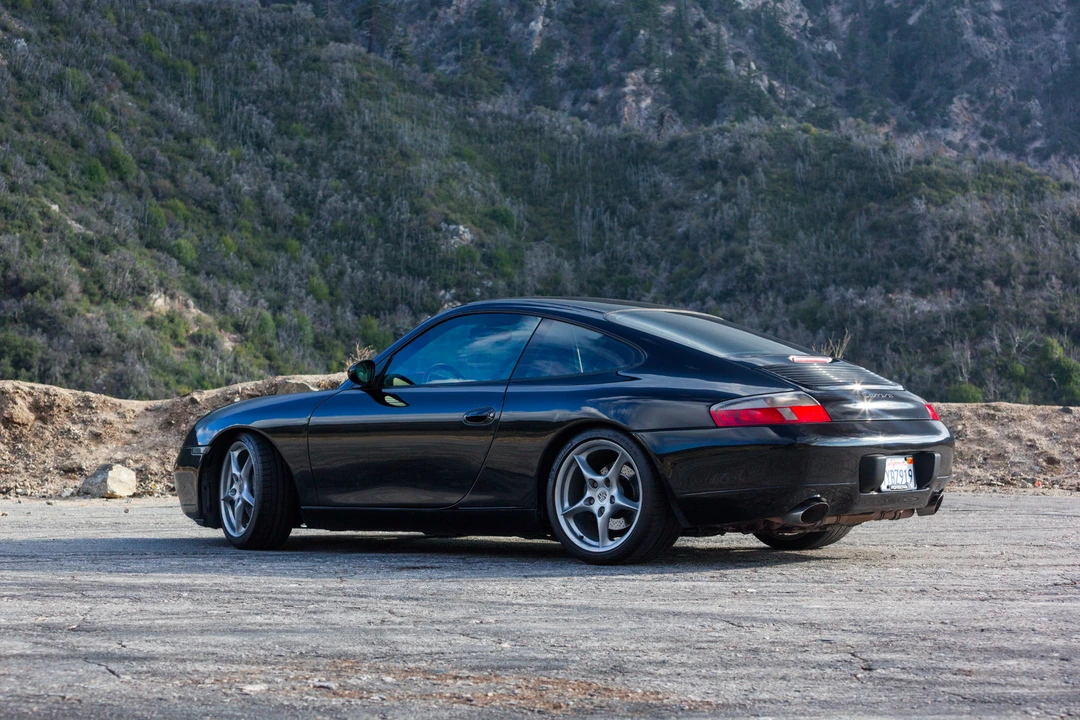 2001 Porsche 996 Carrera - Image 4 of 31