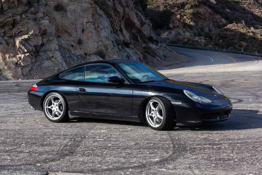 2001 Porsche 996 Carrera - Image 9 of 31