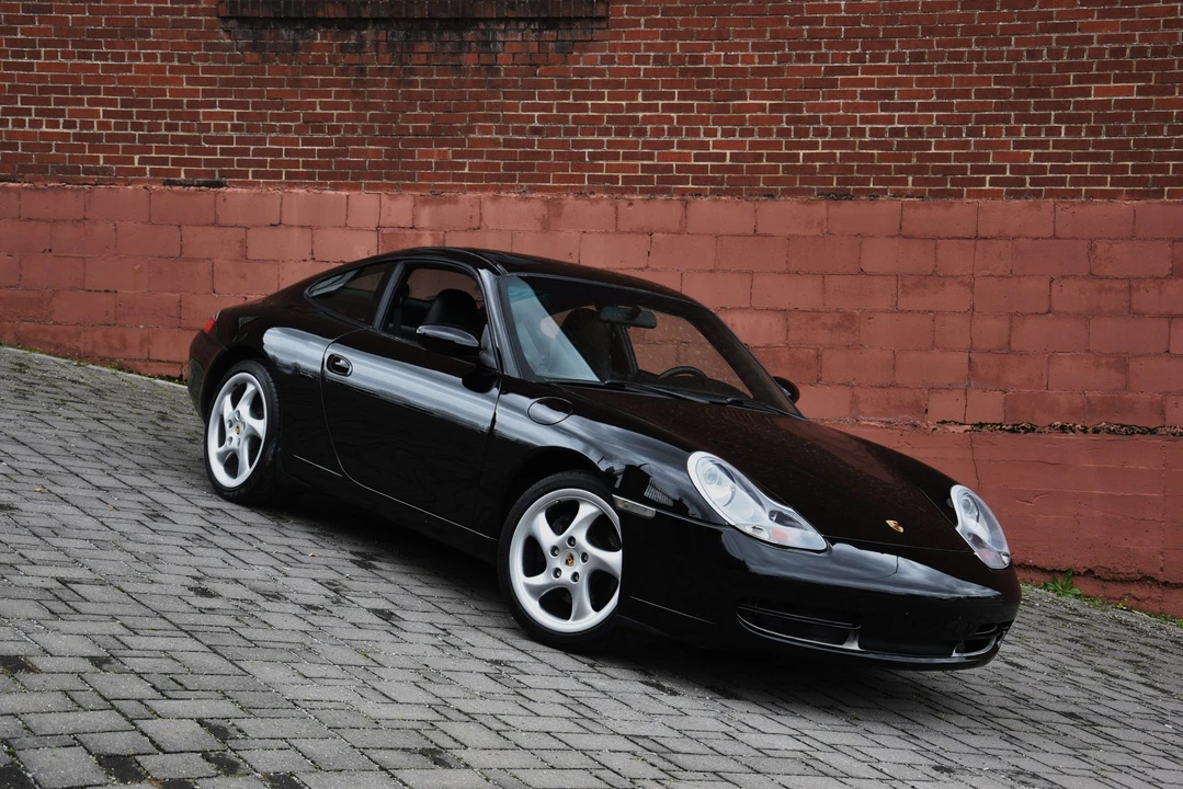 2001 Porsche 996 Carrera - Image 27 of 31