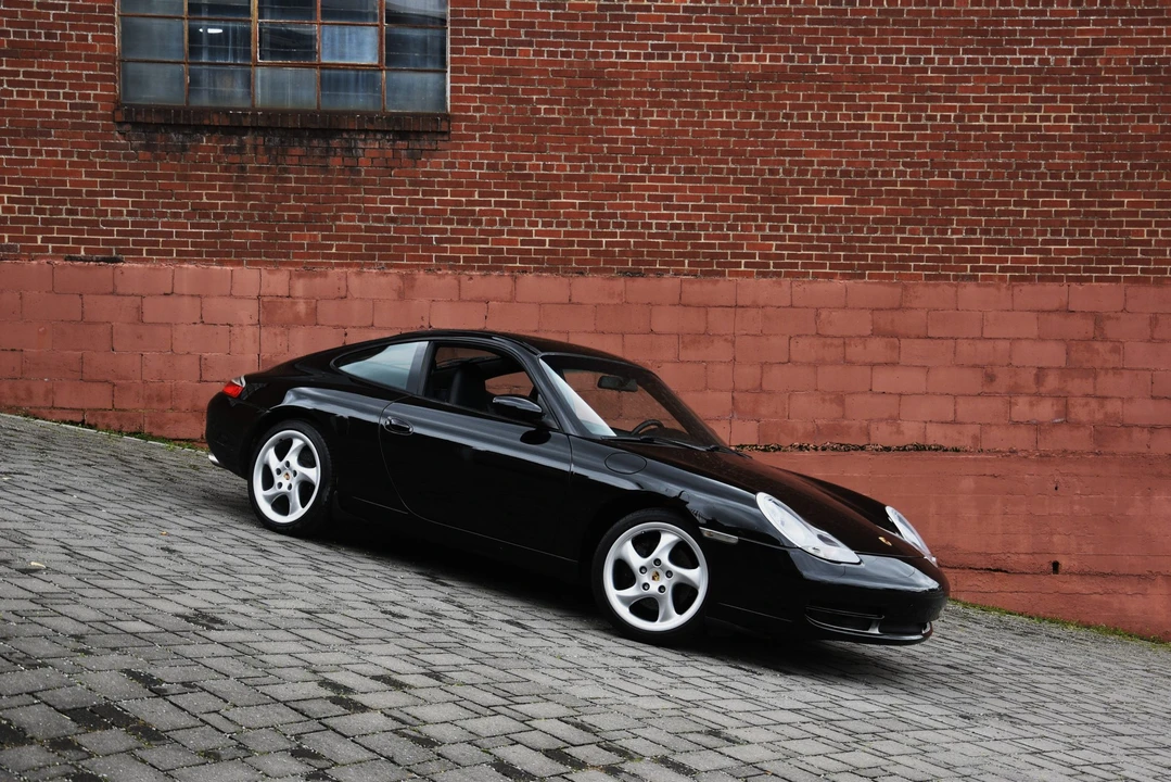 2001 Porsche 996 Carrera - Image 26 of 31