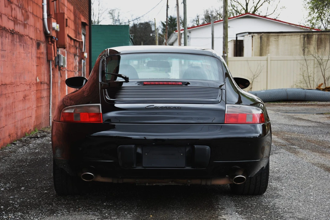 2001 Porsche 996 Carrera - Image 20 of 31