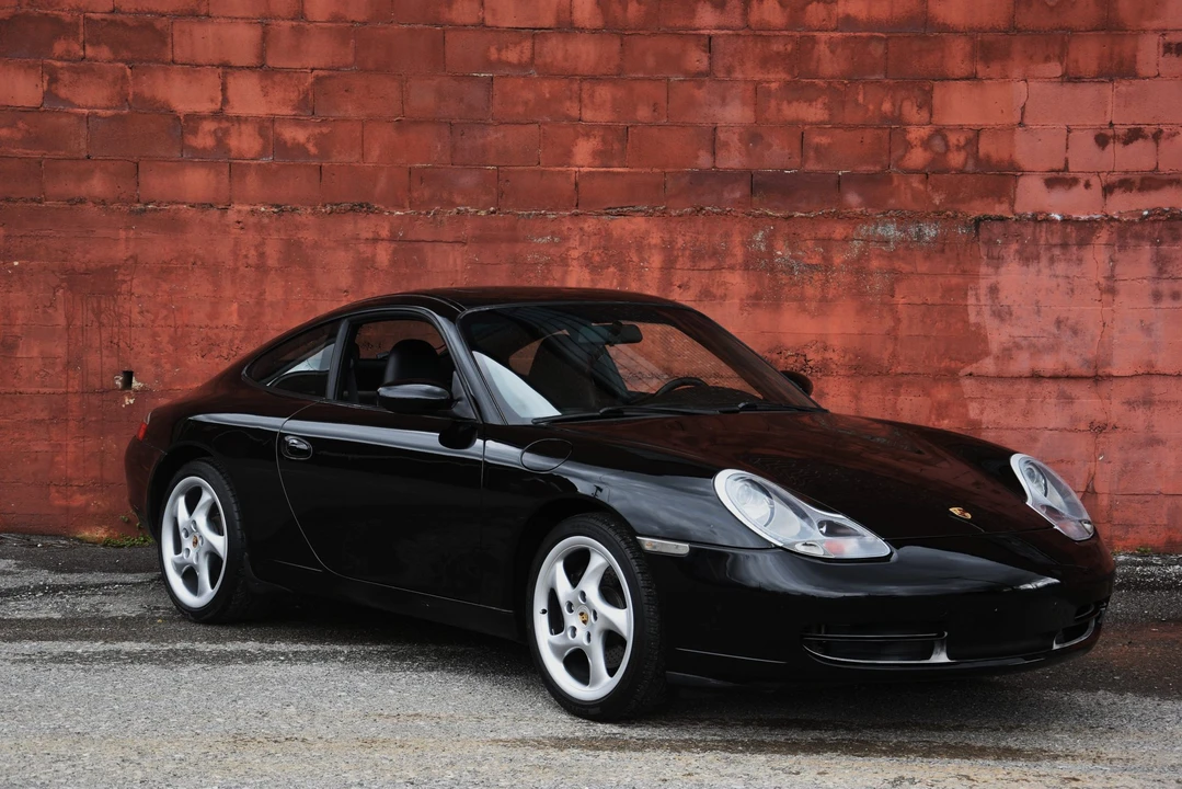 2001 Porsche 996 Carrera - Image 29 of 31