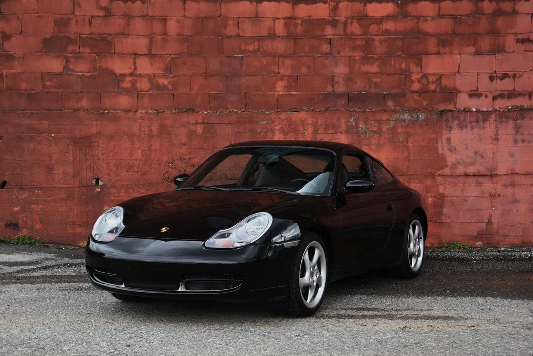 2001 Porsche 996 Carrera - Image 3 of 31