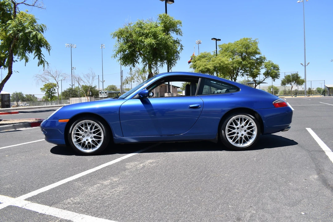 2001 Porsche 996 Carrera - Image 2 of 31