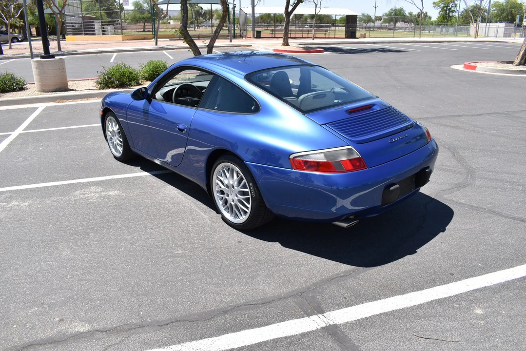 2001 Porsche 996 Carrera - Image 12 of 31