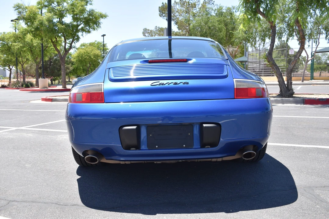 2001 Porsche 996 Carrera - Image 10 of 31
