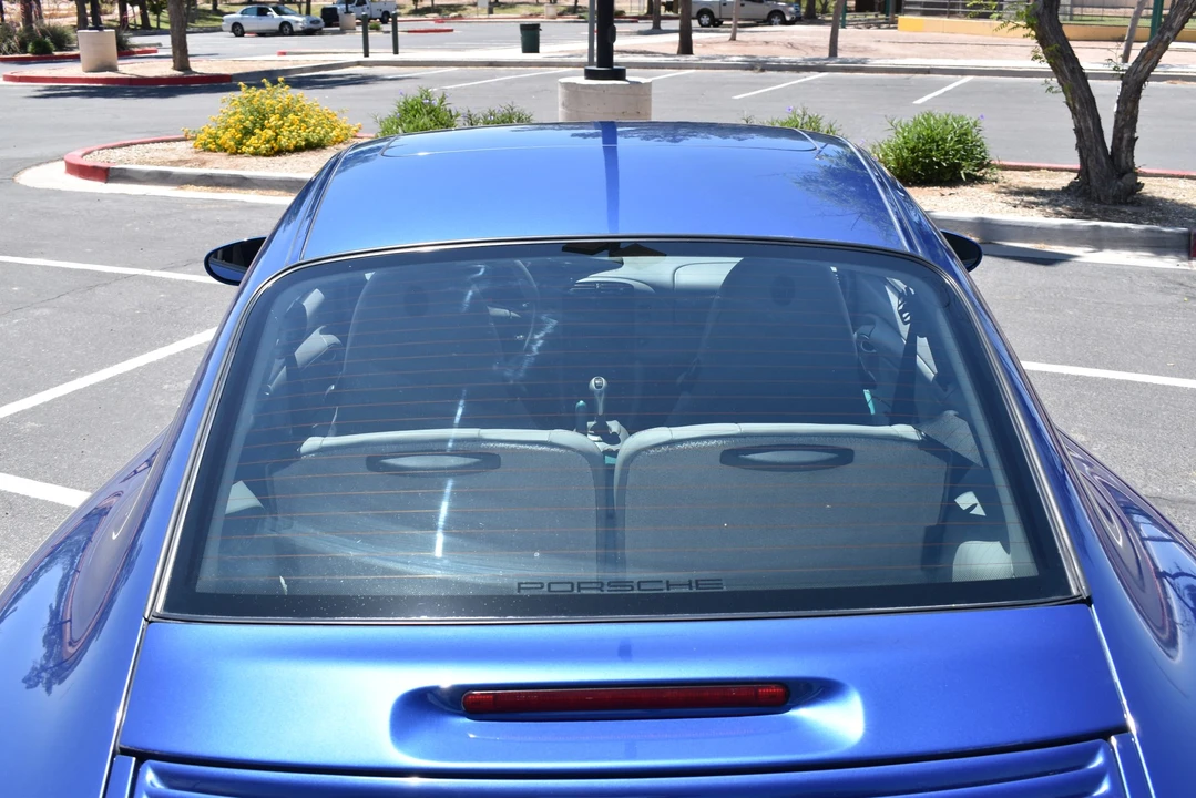 2001 Porsche 996 Carrera - Image 24 of 31