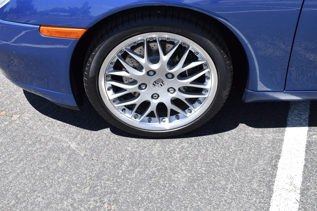 2001 Porsche 996 Carrera - Image 29 of 31