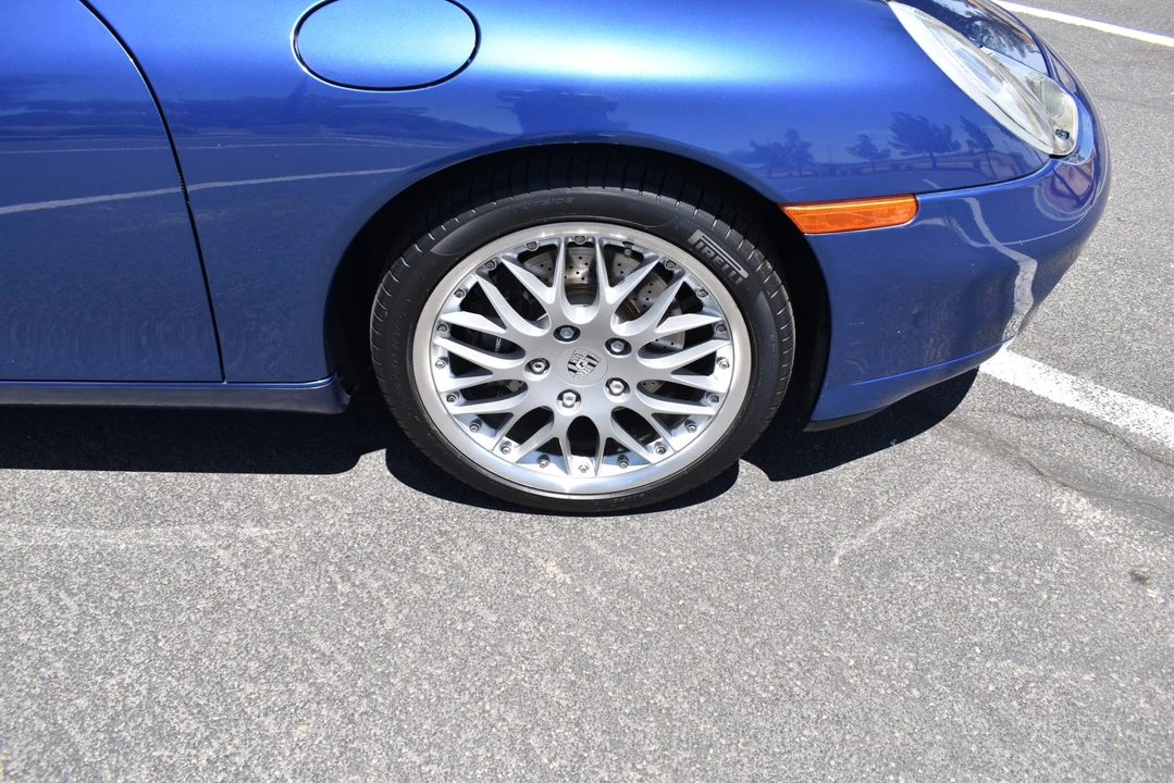 2001 Porsche 996 Carrera - Image 18 of 31