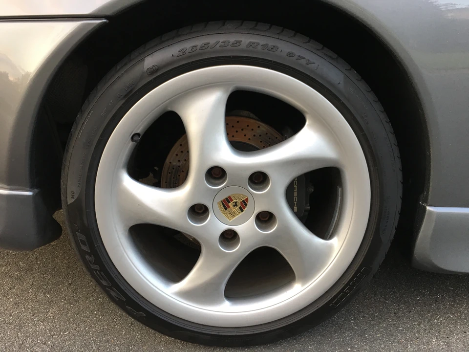2001 Porsche 996 Carrera - Image 28 of 31