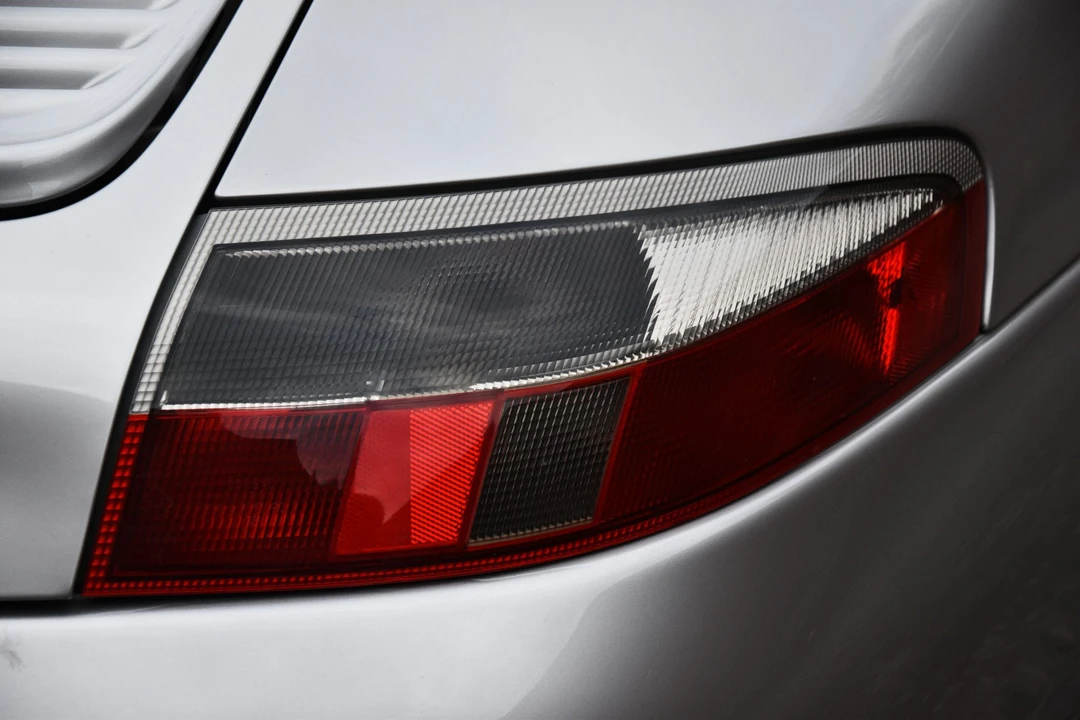 2001 Porsche 996 Carrera - Image 29 of 31