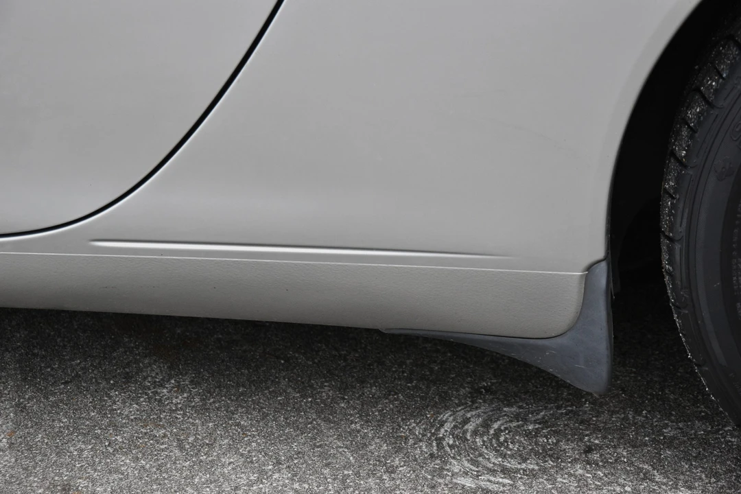 2001 Porsche 996 Carrera - Image 25 of 31