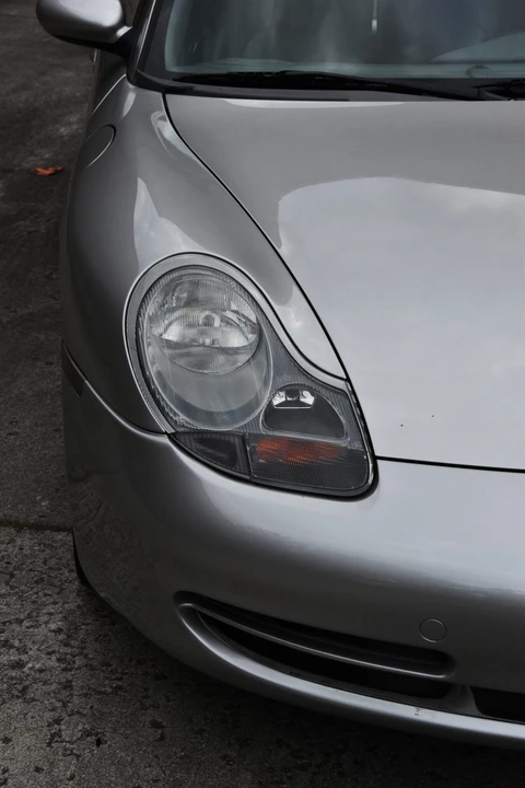 2001 Porsche 996 Carrera - Image 19 of 31