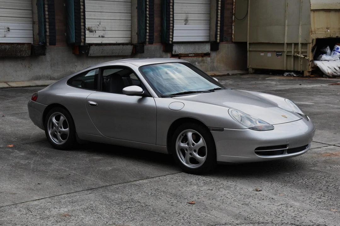 2001 Porsche 996 Carrera - Image 8 of 31