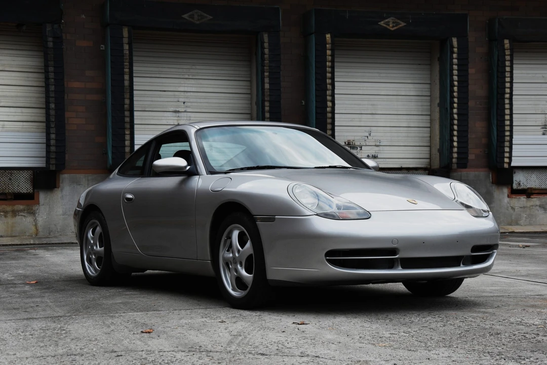 2001 Porsche 996 Carrera - Image 7 of 31