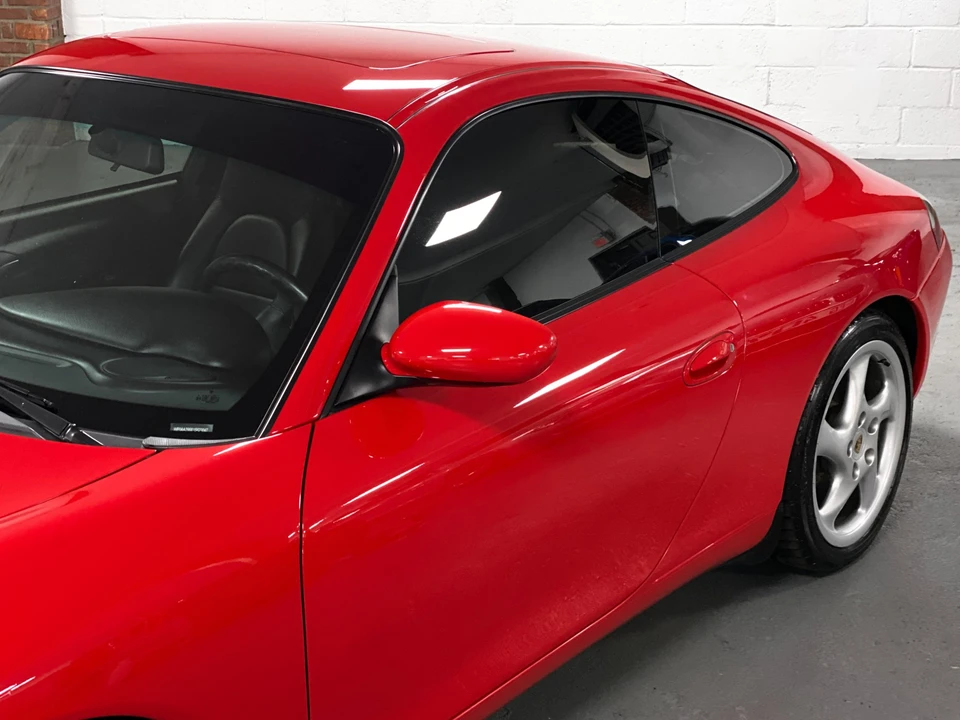2001 Porsche 996 Carrera - Image 22 of 31
