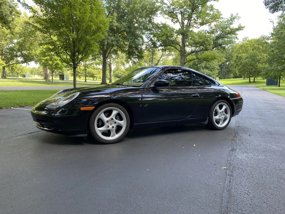 2001 Porsche 996 Carrera - Image 3 of 31