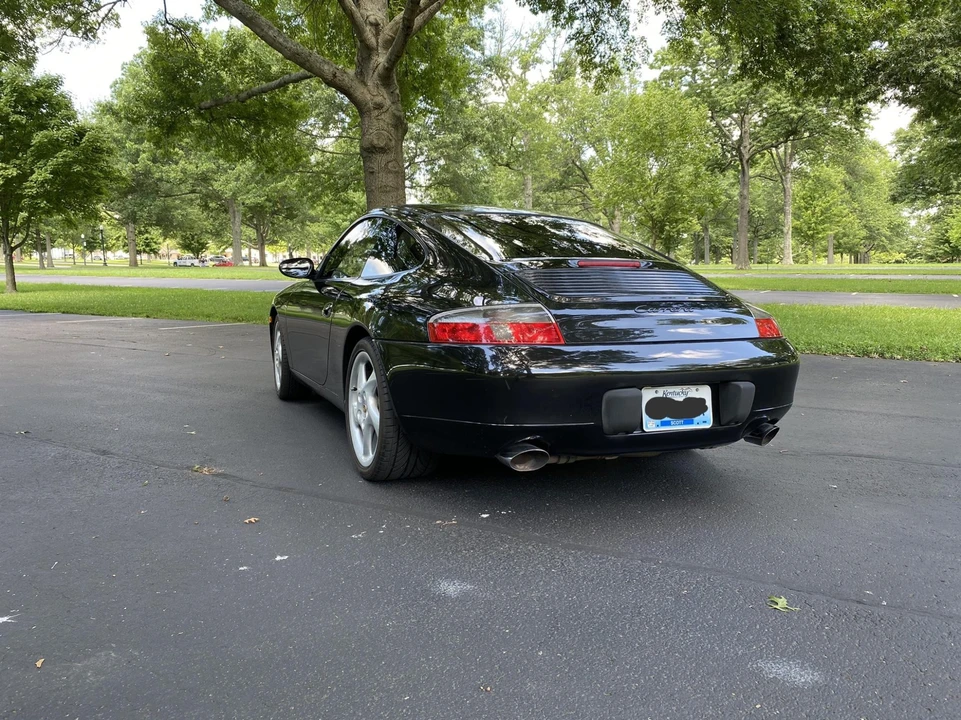 2001 Porsche 996 Carrera - Image 6 of 31