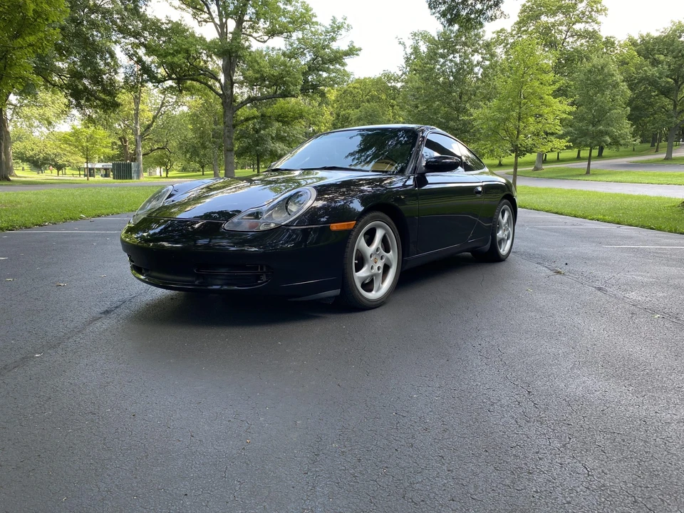 2001 Porsche 996 Carrera - Image 2 of 31