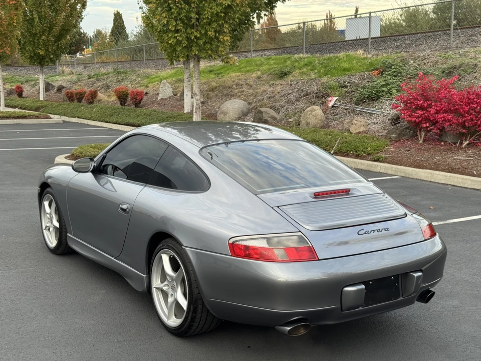 2001 Porsche 996 Carrera - Image 27 of 31