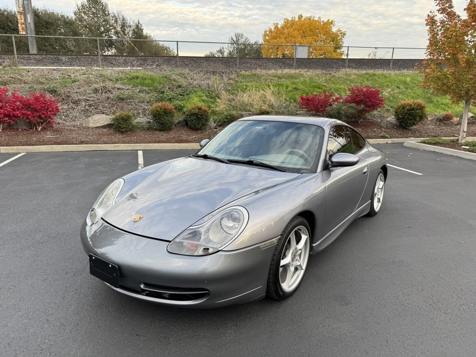 2001 Porsche 996 Carrera - Image 7 of 31