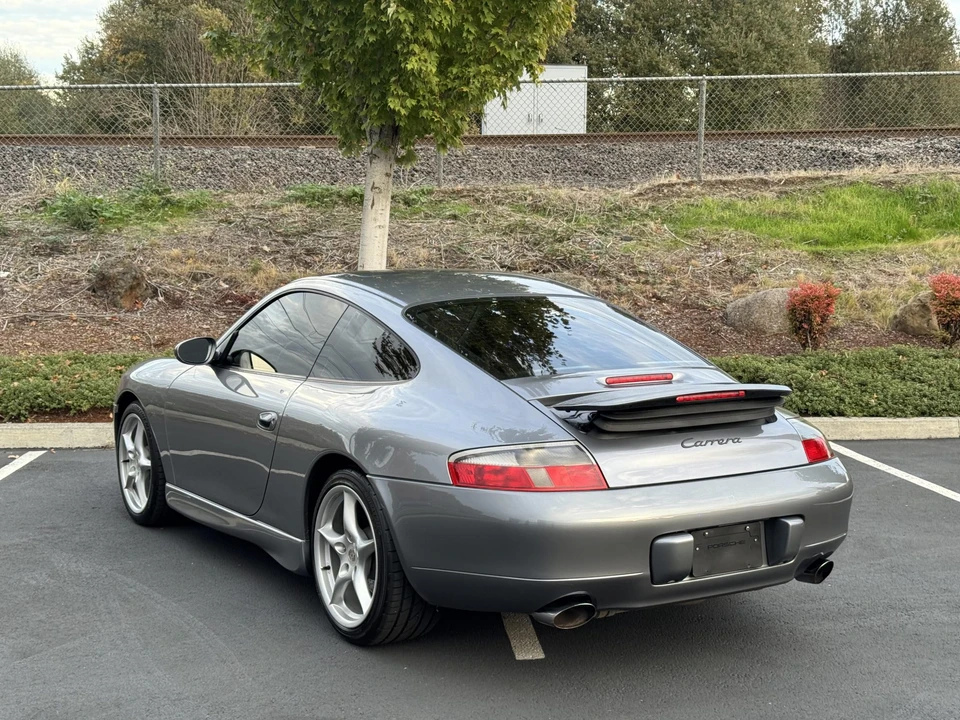 2001 Porsche 996 Carrera - Image 26 of 31