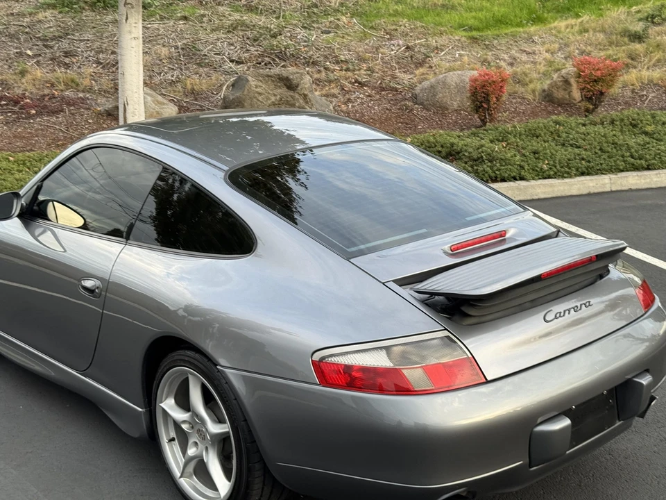 2001 Porsche 996 Carrera - Image 31 of 31