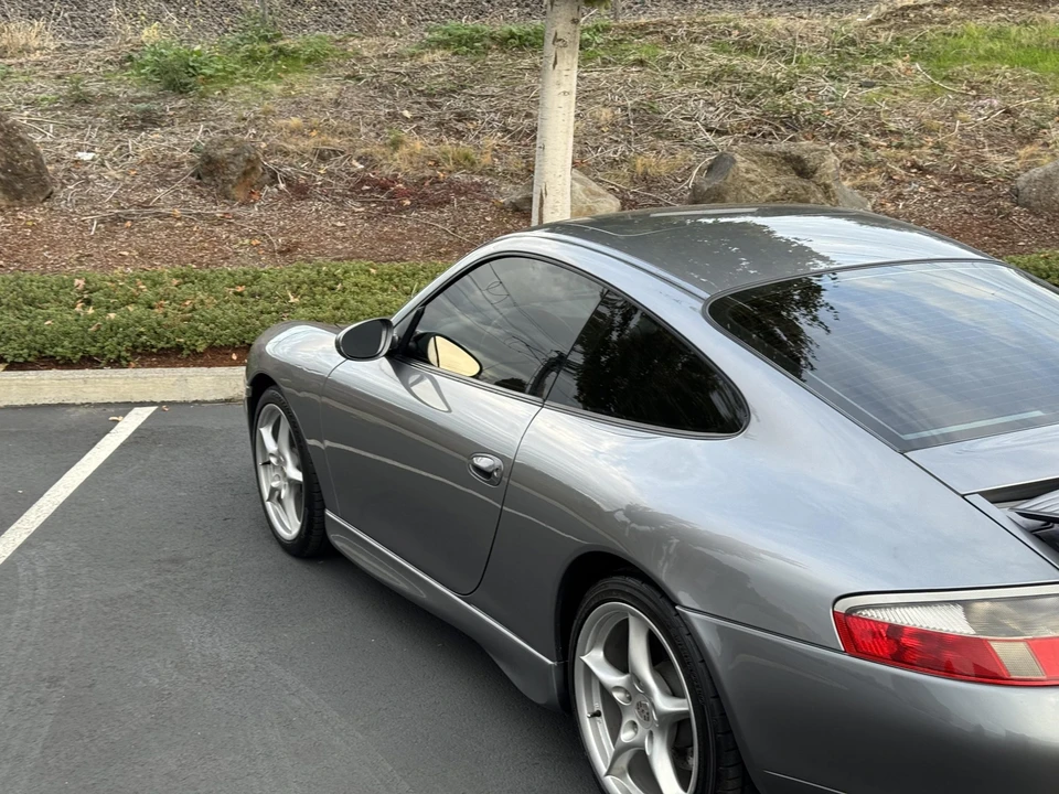 2001 Porsche 996 Carrera - Image 30 of 31