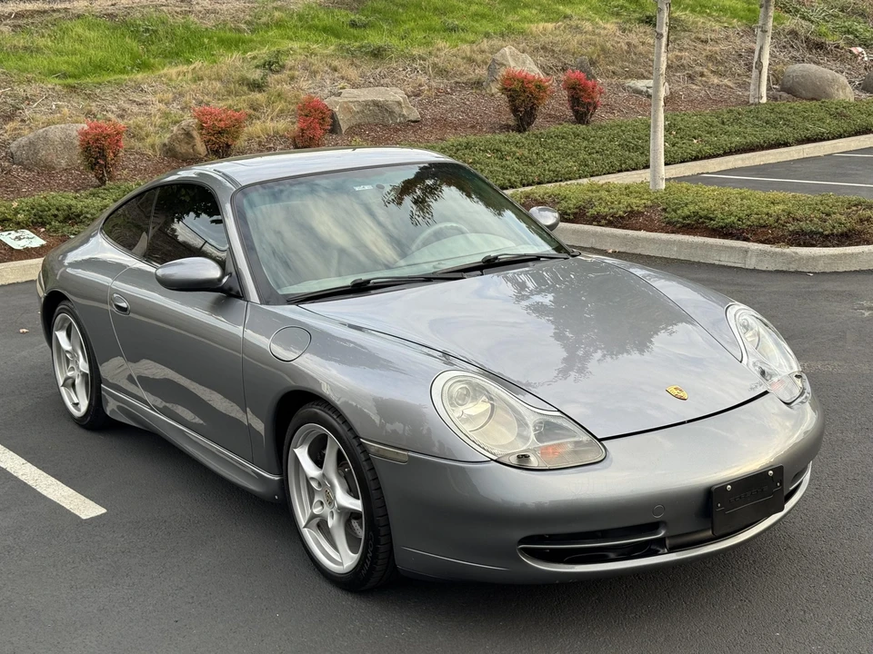 2001 Porsche 996 Carrera - Image 12 of 31