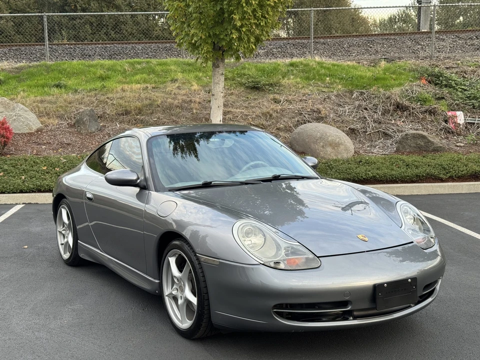 2001 Porsche 996 Carrera - Image 11 of 31