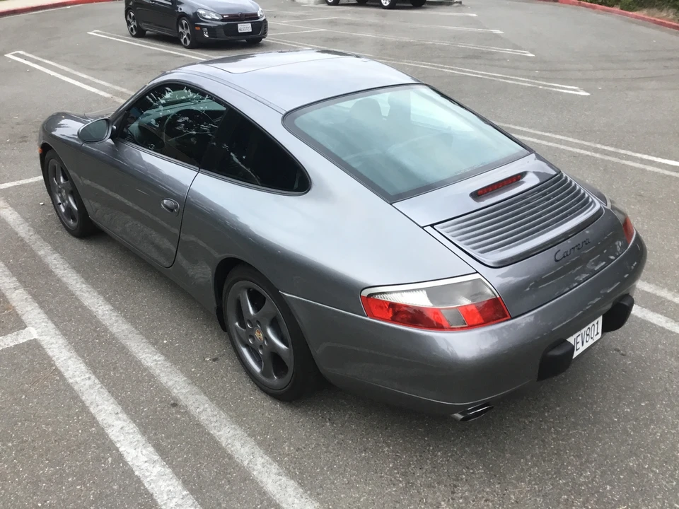 2001 Porsche 996 Carrera - Image 19 of 31